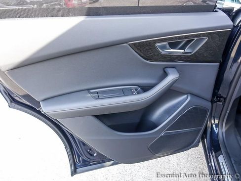 Used 2024 Audi Q8 Prestige image 23