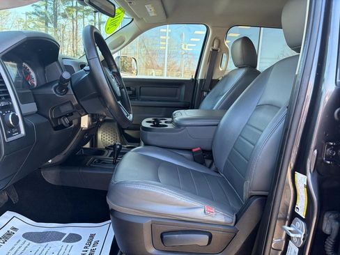 Used 2016 RAM 2500 Tradesman w/ Chrome Appearance Group image 23