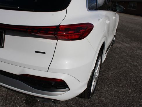 New 2025 Audi Q5 Premium Plus image 43