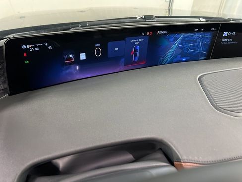 New 2026 Lincoln Navigator Reserve AWD/4WD image 26