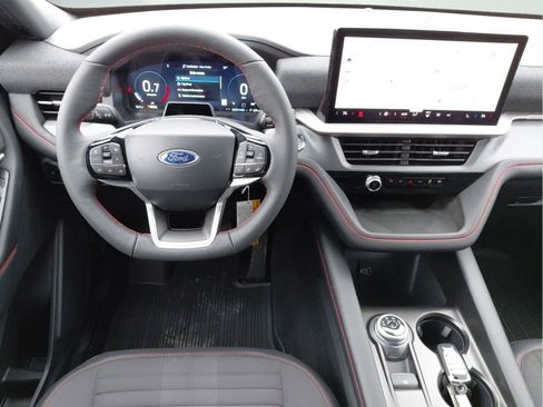 New 2026 Ford Explorer ST-Line w/ ST-Line Street Pack AWD/4WD image 15