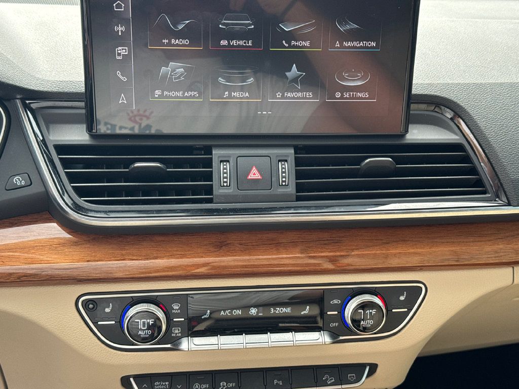 Used 2021 Audi Q5 2.0T Premium Plus AWD/4WD image 29