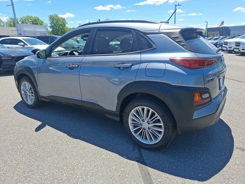 Used 2021 Hyundai Kona SEL w/ Cargo Package AWD/4WD image 4