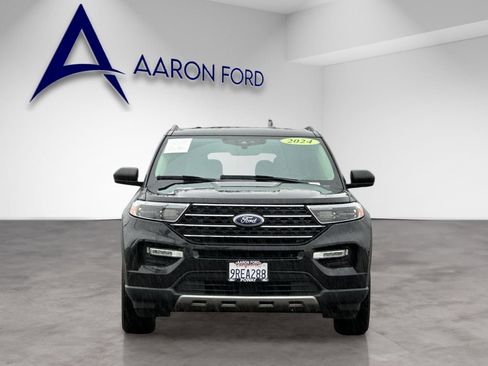 Used 2024 Ford Explorer XLT w/ Equipment Group 202A image 8
