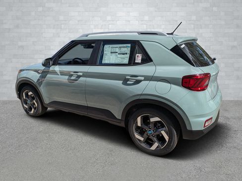 New 2026 Hyundai Venue SEL image 7