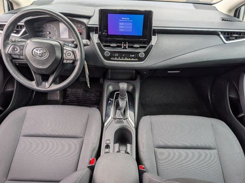 Used 2024 Toyota Corolla LE FWD image 4