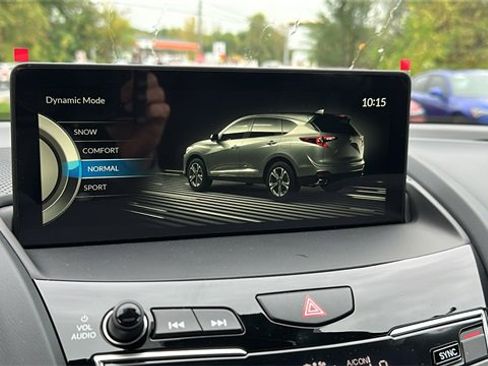 Used 2025 Acura RDX SH-AWD image 20