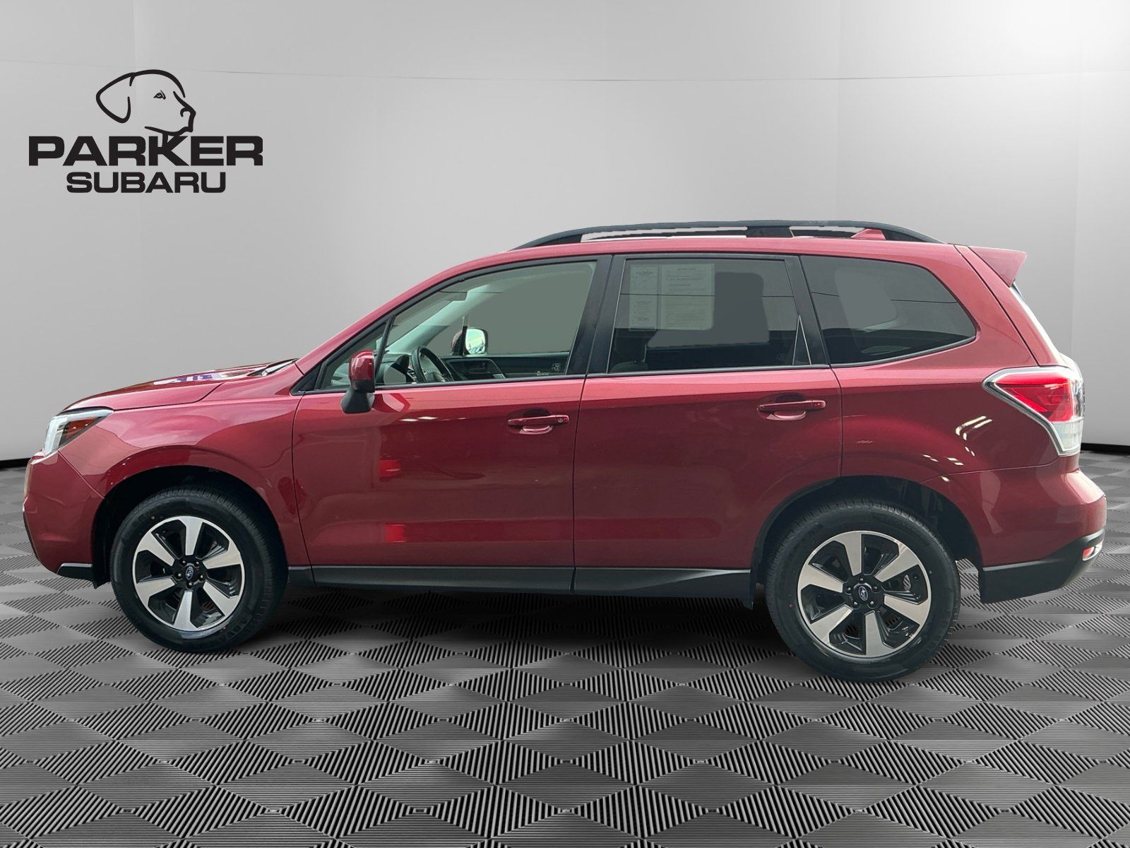 Used 2017 Subaru Forester 2.5i Premium w/ All-Weather Package AWD/4WD image 2