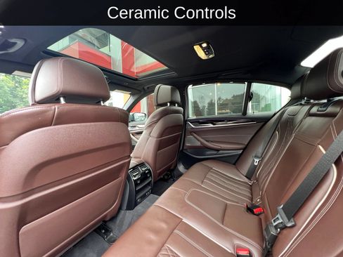Used 2023 BMW M550i xDrive w/ Executive Package AWD/4WD image 17