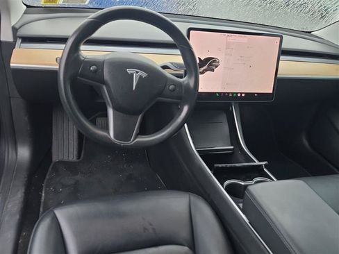 Used 2018 Tesla Model 3 Long Range AWD/4WD image 5