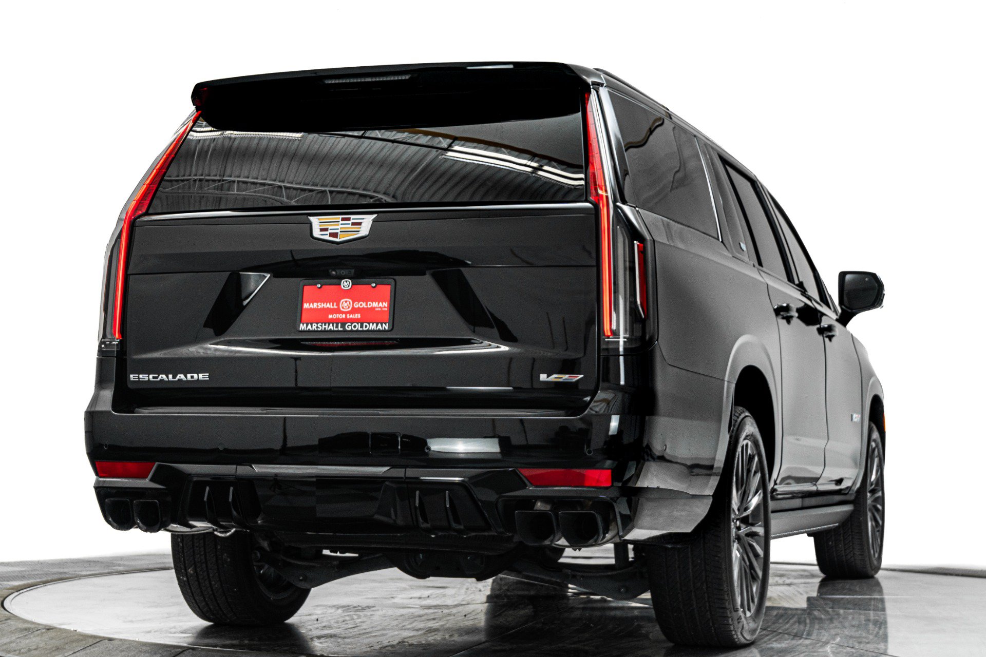 Used 2023 Cadillac Escalade ESV V AWD/4WD image 7