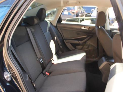 Used 2021 Volkswagen Jetta R-Line FWD image 13
