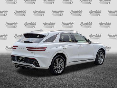 Used 2024 Genesis GV70 2.5T w/ Select Package AWD/4WD image 10