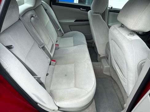 Used 2014 Chevrolet Impala LT w/ LT Sunroof Package FWD image 23