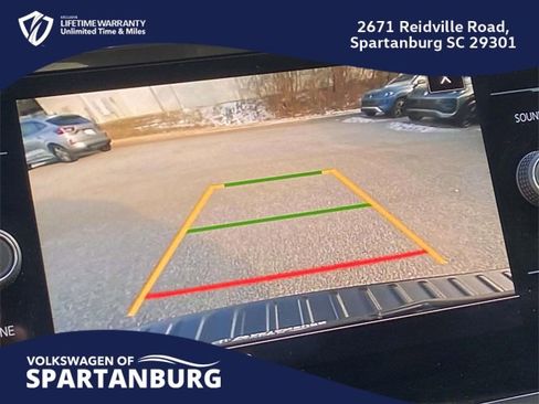 Used 2024 Volkswagen Tiguan SE R-Line image 24