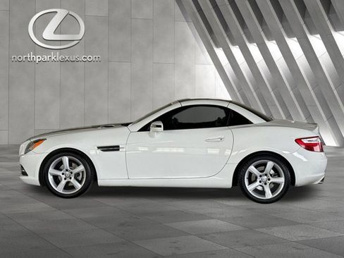 Used 2015 Mercedes-Benz SLK 250 image 1