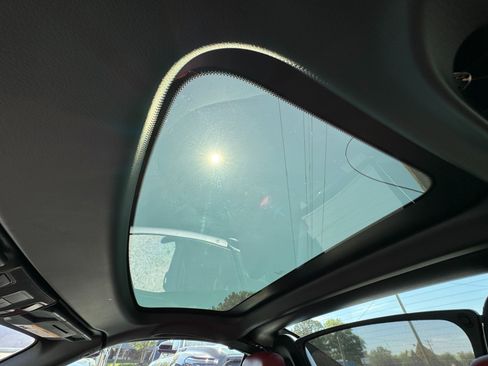 Used 2020 Mercedes-Benz SLC 300 image 51