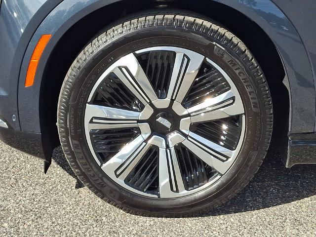 Certified 2026 Cadillac Escalade IQ Luxury 1 AWD/4WD image 6