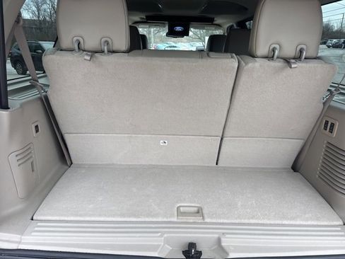 Used 2010 Ford Expedition Limited image 39