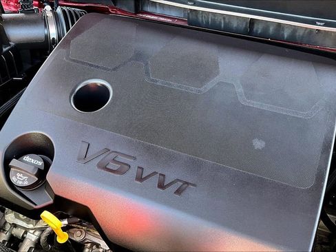 Used 2022 Buick Enclave Premium w/ Experience Buick Package image 32