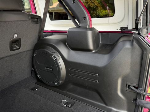 Used 2024 Jeep Wrangler Unlimited Rubicon 392 image 70