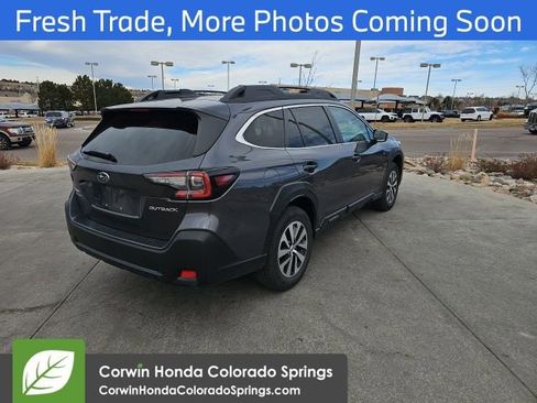 Used 2025 Subaru Outback Premium image 7
