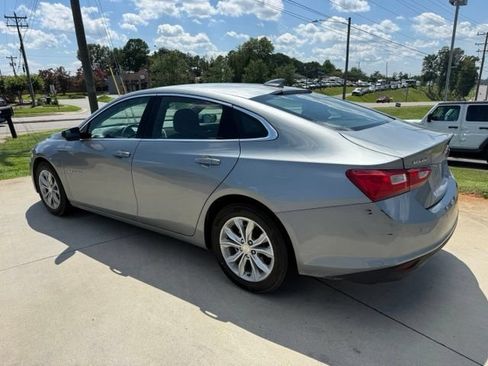 Used 2025 Chevrolet Malibu LT FWD image 8