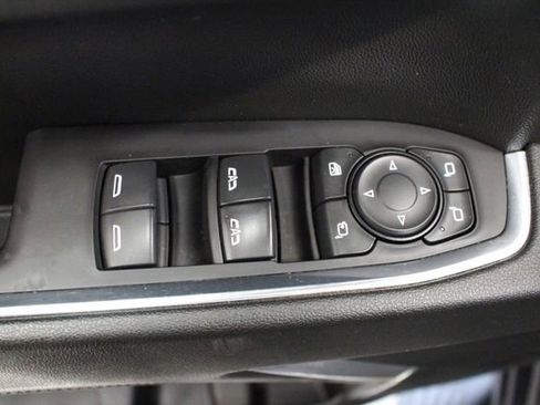 Used 2024 GMC Sierra 1500 SLT AWD/4WD image 36