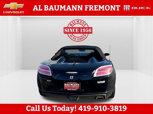 Used 2007 Saturn Sky w/ Premium Trim Pkg image 3