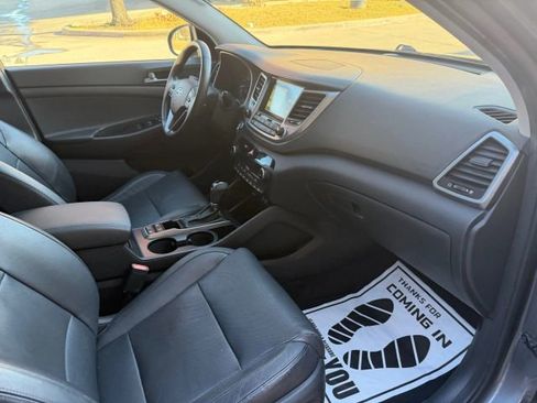 Used 2016 Hyundai Tucson Limited w/ Option Group 03 image 35