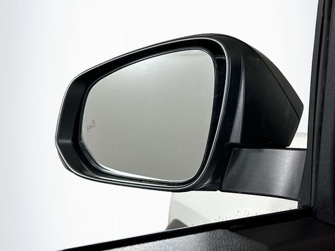 Used 2025 Toyota 4Runner SR5 image 16