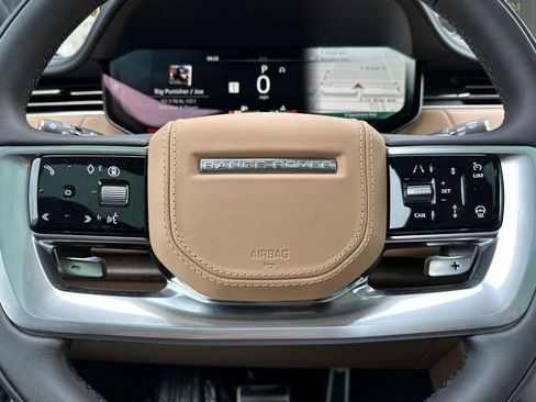 New 2026 Land Rover Range Rover Long Wheelbase SE AWD/4WD image 17