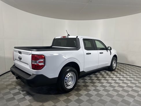 Certified 2024 Ford Maverick XL image 7