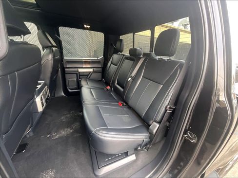 Used 2022 Ford F350 Lariat w/ Chrome Package image 15