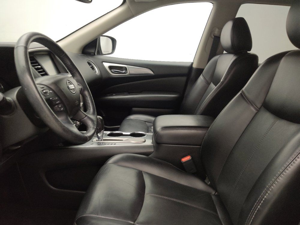 Used 2020 Nissan Pathfinder SL FWD image 17