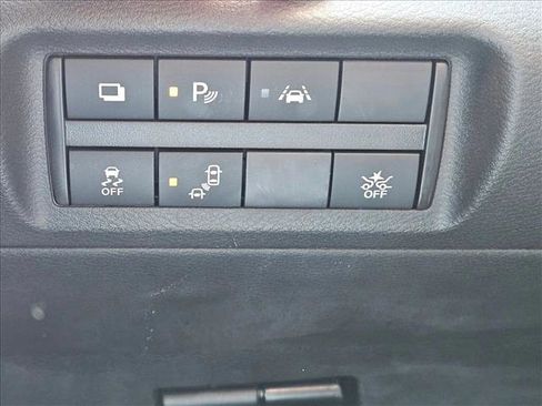 Used 2024 Nissan Kicks S FWD image 11