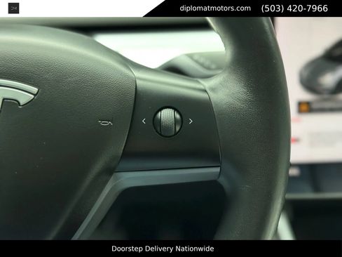 Used 2018 Tesla Model 3 Long Range image 30