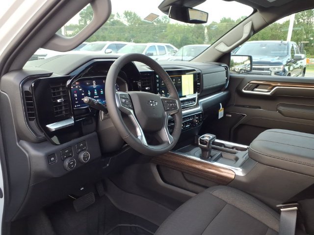New 2026 Chevrolet Silverado 1500 RST w/ Convenience Package II AWD/4WD image 11