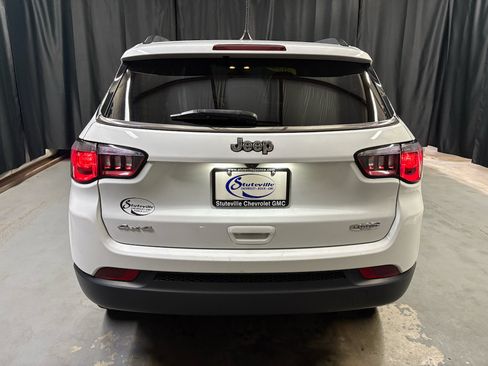 Used 2024 Jeep Compass Latitude AWD/4WD image 6