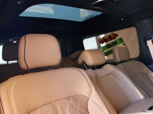 Used 2022 Jeep Grand Wagoneer Series III w/ HD Trailer Tow Package image 37