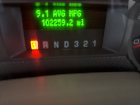 Used 2009 Ford F550 4x4 Regular Cab Super Duty image 11