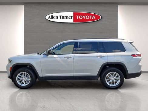 Used 2024 Jeep Grand Cherokee L Laredo w/ Luxury Tech Group I image 21