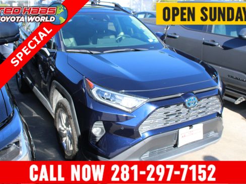 Used 2020 Toyota RAV4 Limited AWD/4WD image 1