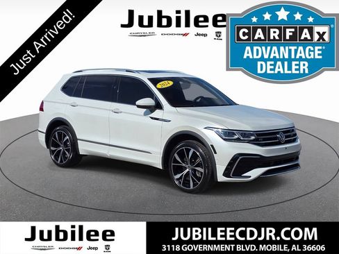 Used 2024 Volkswagen Tiguan SEL R-Line AWD/4WD image 1