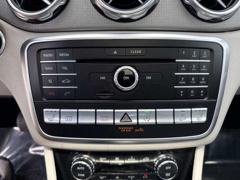 Used 2020 Mercedes-Benz GLA 250 4MATIC image 33