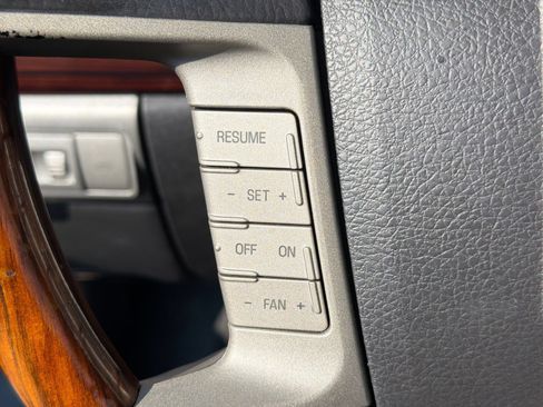Used 2007 Lincoln MKZ FWD image 24