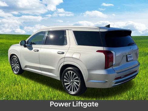 Used 2024 Hyundai Palisade Calligraphy image 7