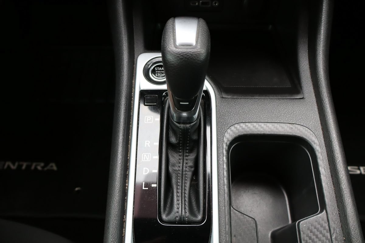 Used 2022 Nissan Sentra SV FWD image 36