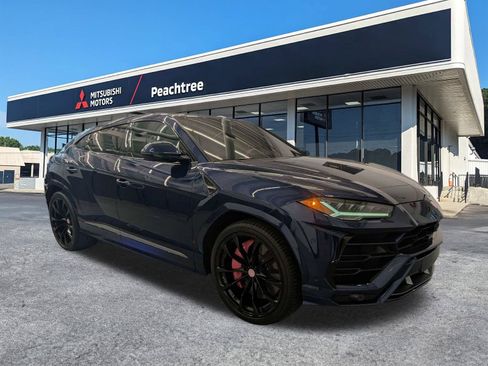 Used 2020 Lamborghini Urus AWD/4WD image 1