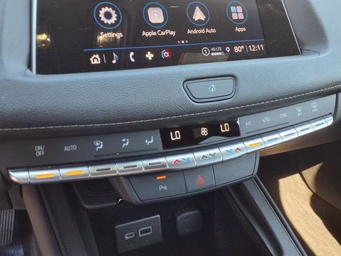 Certified 2022 Cadillac XT4 Premium Luxury w/ Safety Alert Package image 27